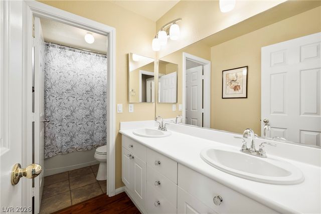 2940 Matese Drive, Henderson, NV 89052