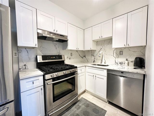10 Bay Street Landing 2B, Staten Island, NY 10301