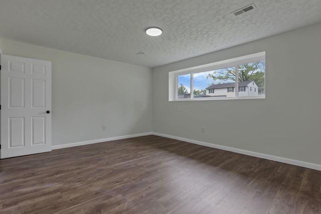 3064 Niagara Court E, Columbus, OH 43227