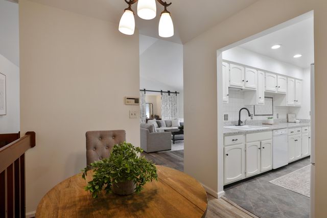 3128 Rivermill Drive, Columbus, OH 43220