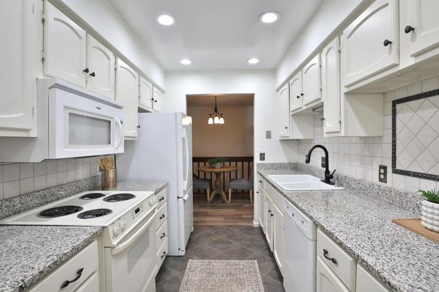 3128 Rivermill Drive, Columbus, OH 43220