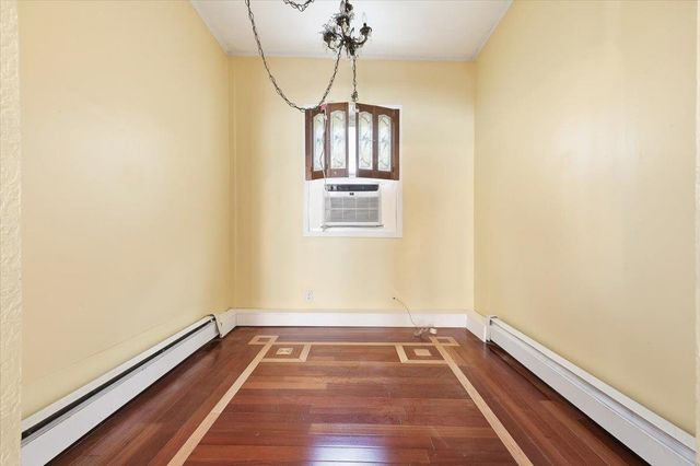 20 75TH ST, North Bergen, NJ 07047