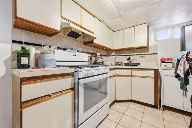 20 75TH ST, North Bergen, NJ 07047