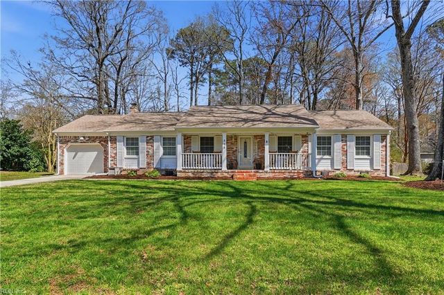 313 Lotz DR, Yorktown, VA 23692