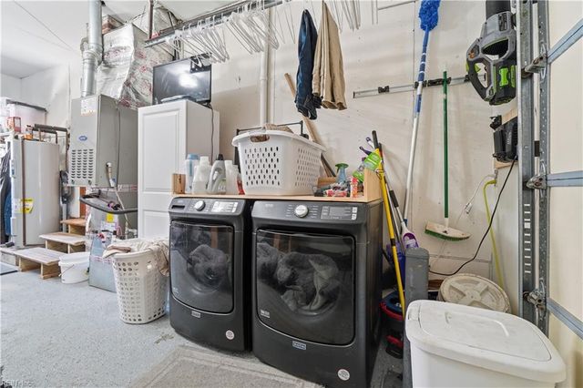 313 Lotz DR, Yorktown, VA 23692