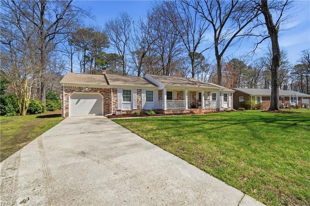 313 Lotz DR, Yorktown, VA 23692