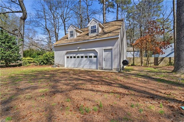 313 Lotz DR, Yorktown, VA 23692