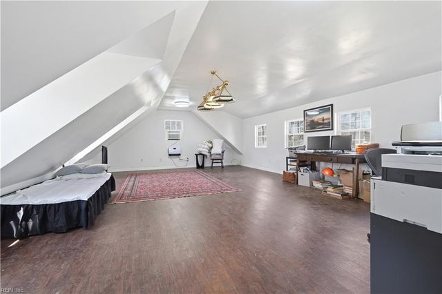 313 Lotz DR, Yorktown, VA 23692