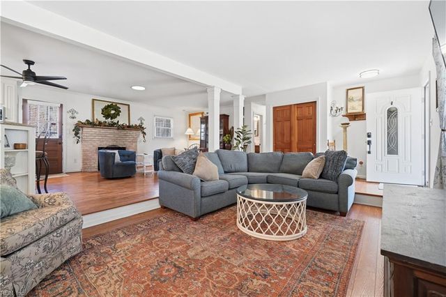 313 Lotz DR, Yorktown, VA 23692