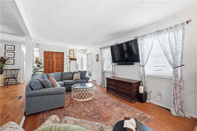 313 Lotz DR, Yorktown, VA 23692
