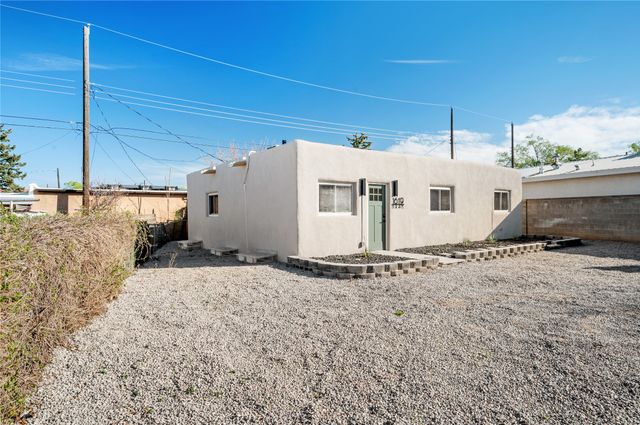 1619 Brae Street, Santa Fe, NM 87505