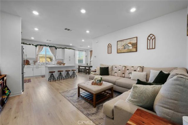 5142 Endive, Fontana, CA 92336