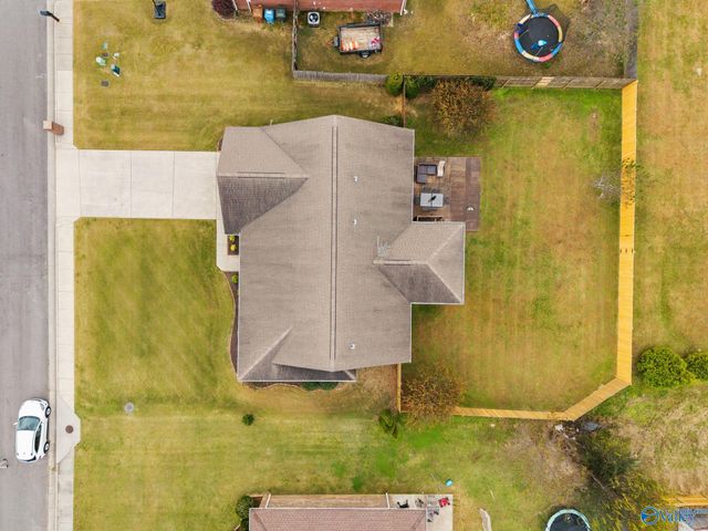 401 Twin Oaks Drive NW, Hartselle, AL 35640