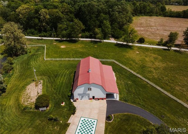 3869 Highway C, Moscow Mills, MO 63362