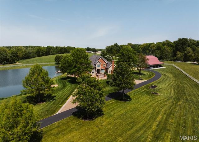 3869 Highway C, Moscow Mills, MO 63362