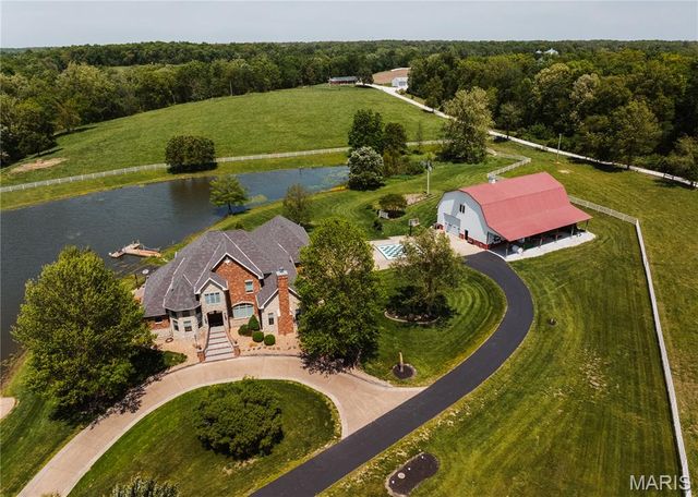 3869 Highway C, Moscow Mills, MO 63362