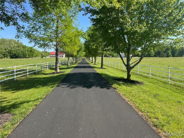3869 Highway C, Moscow Mills, MO 63362