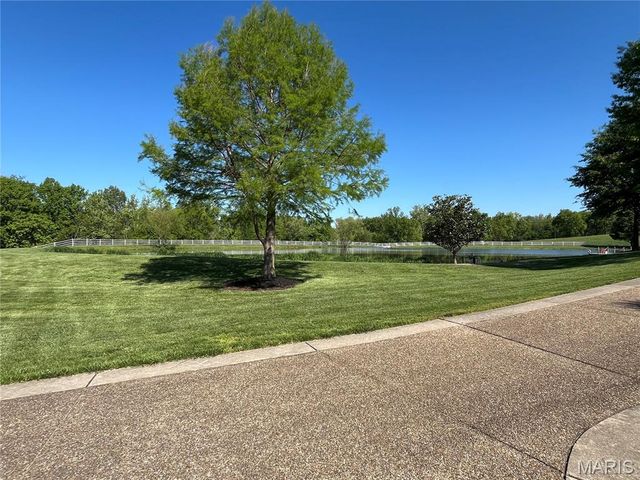 3869 Highway C, Moscow Mills, MO 63362