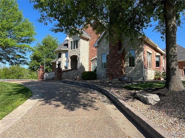 3869 Highway C, Moscow Mills, MO 63362
