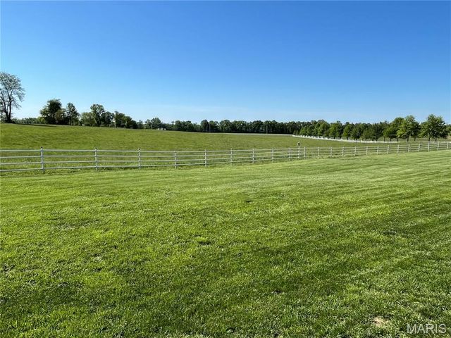 3869 Highway C, Moscow Mills, MO 63362