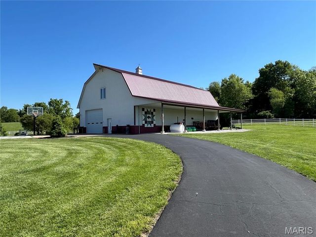 3869 Highway C, Moscow Mills, MO 63362