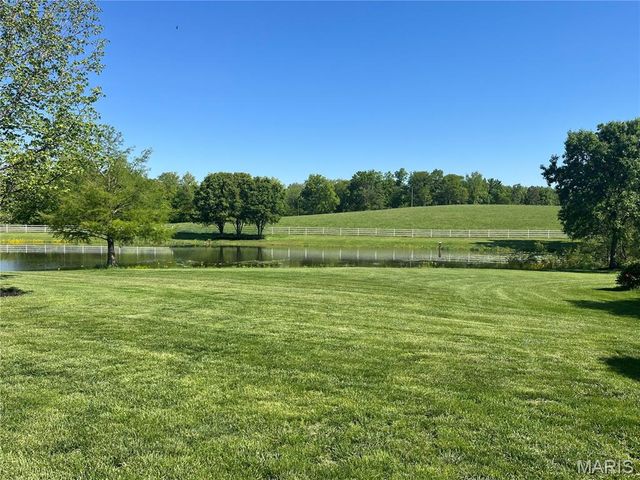 3869 Highway C, Moscow Mills, MO 63362