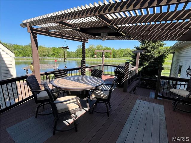 3869 Highway C, Moscow Mills, MO 63362