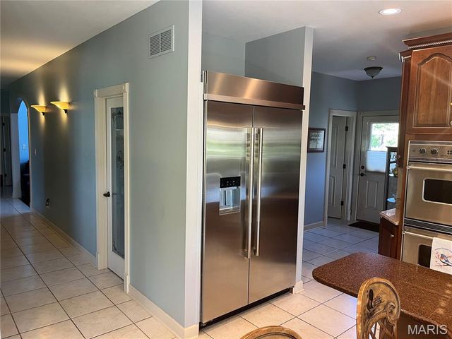 3869 Highway C, Moscow Mills, MO 63362