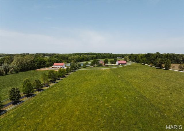 3869 Highway C, Moscow Mills, MO 63362