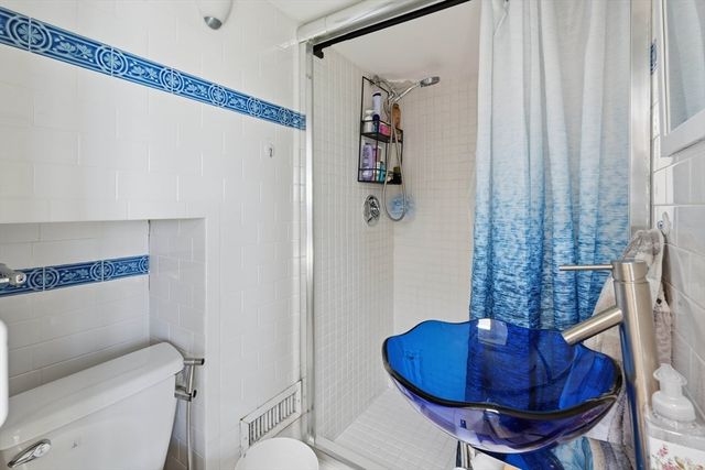 1000 Winthrop Ave 3, Revere, MA 02151