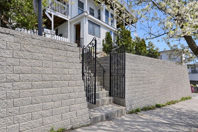 1000 Winthrop Ave 3, Revere, MA 02151