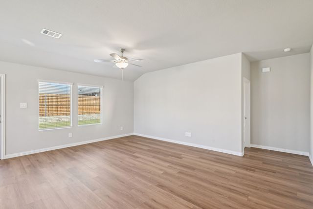 1944 Furlong Drive, Seagoville, TX 75159