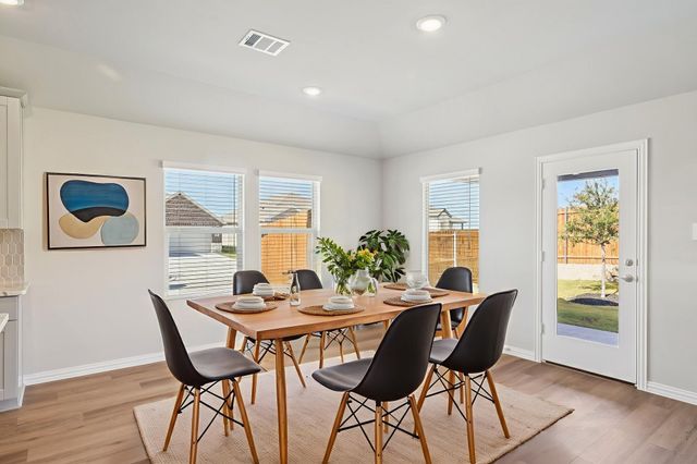 1944 Furlong Drive, Seagoville, TX 75159