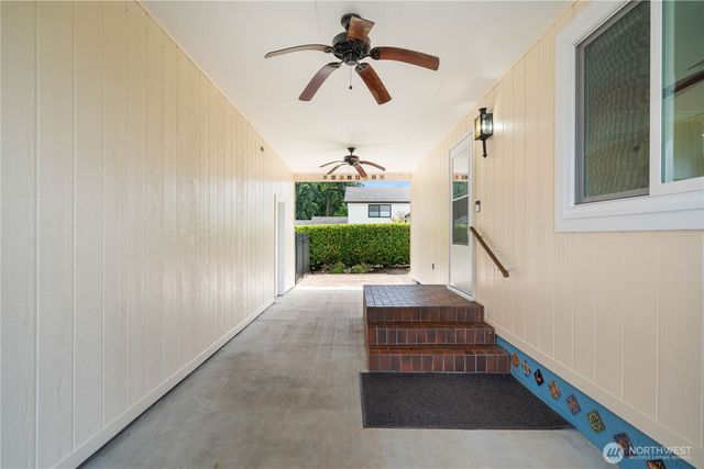 1809 5th Street SW, Puyallup, WA 98371
