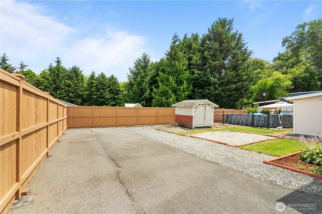 1809 5th Street SW, Puyallup, WA 98371