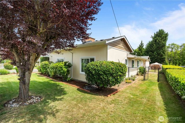 1809 5th Street SW, Puyallup, WA 98371