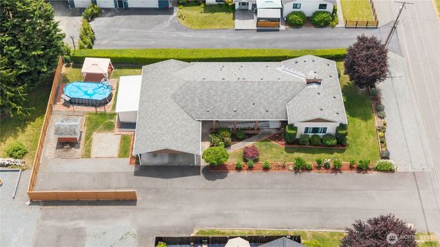 1809 5th Street SW, Puyallup, WA 98371
