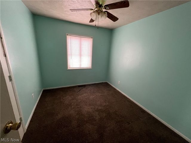 17001 Lipton Avenue, Cleveland, OH 44128