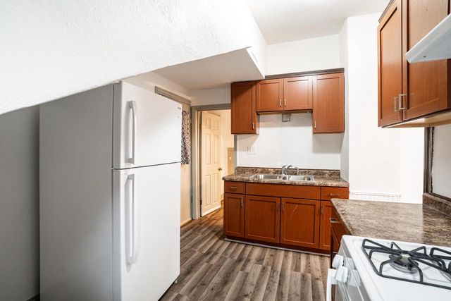 3405 W Wilbur AVENUE, Greenfield, WI 53221