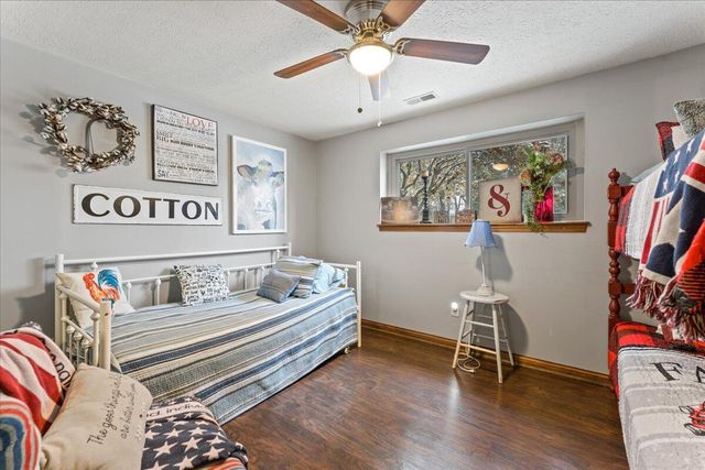 2769 California Cross Road, California, KY 41007