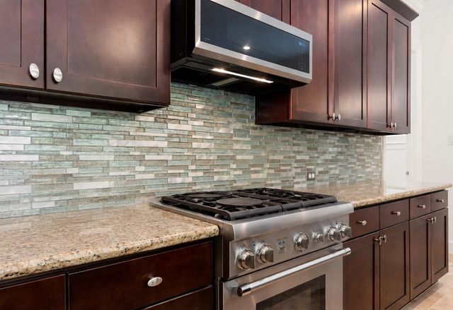 1904 Boulder Ridge Drive, Conroe, TX 77304