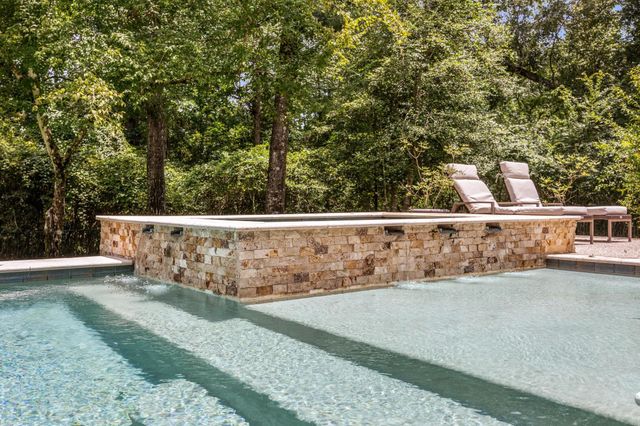 1904 Boulder Ridge Drive, Conroe, TX 77304