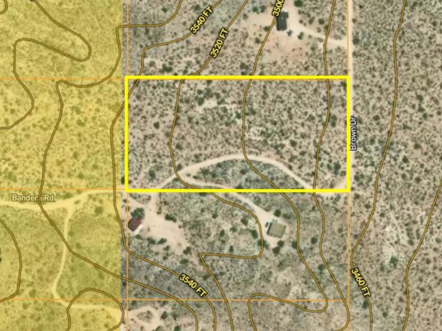 104 Bandera Road, Yucca Valley, CA 92284