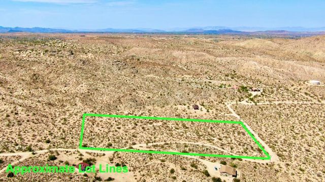 104 Bandera Road, Yucca Valley, CA 92284