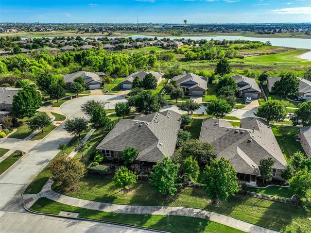 1728 Hacienda Heights Lane, Frisco, TX 75036