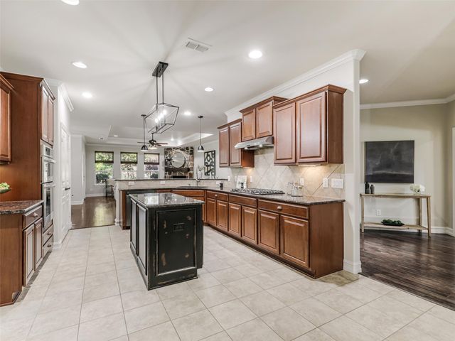 1728 Hacienda Heights Lane, Frisco, TX 75036