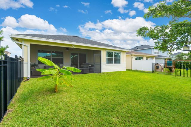 19644 Rugged Trunk Trail, Loxahatchee, FL 33470