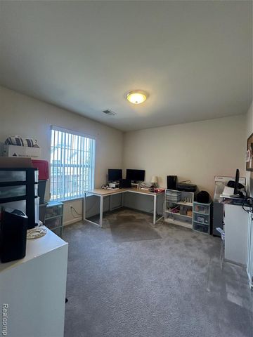 2204 Monarch Drive 61, Utica, MI 48316