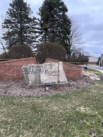 2204 Monarch Drive 61, Utica, MI 48316