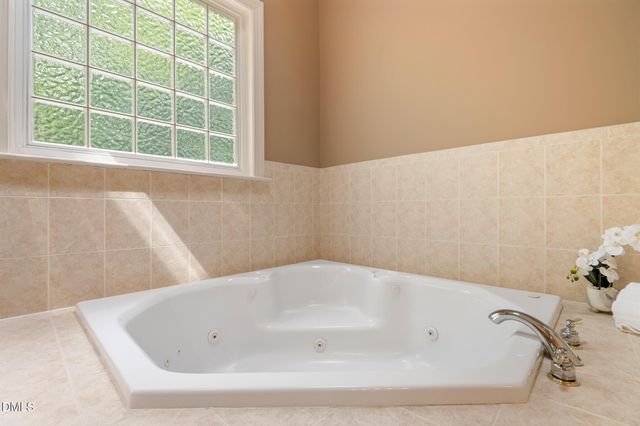 3209 Nimich Pond Way, Raleigh, NC 27613